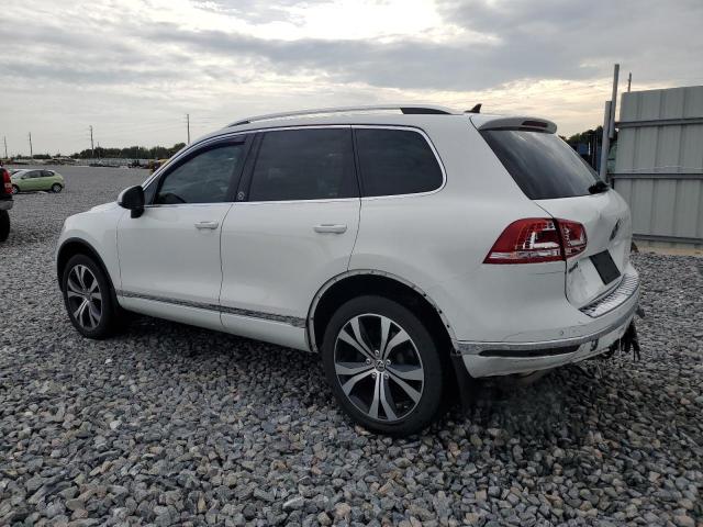  VOLKSWAGEN TOUAREG 2017 Biały