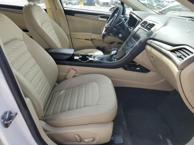  FORD FUSION 2016 Biały