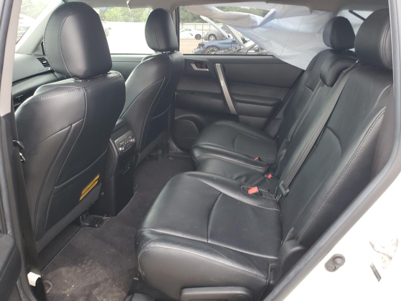 2011 Toyota Highlander Base VIN: 5TDBK3EH9BS064346 Lot: 64752005