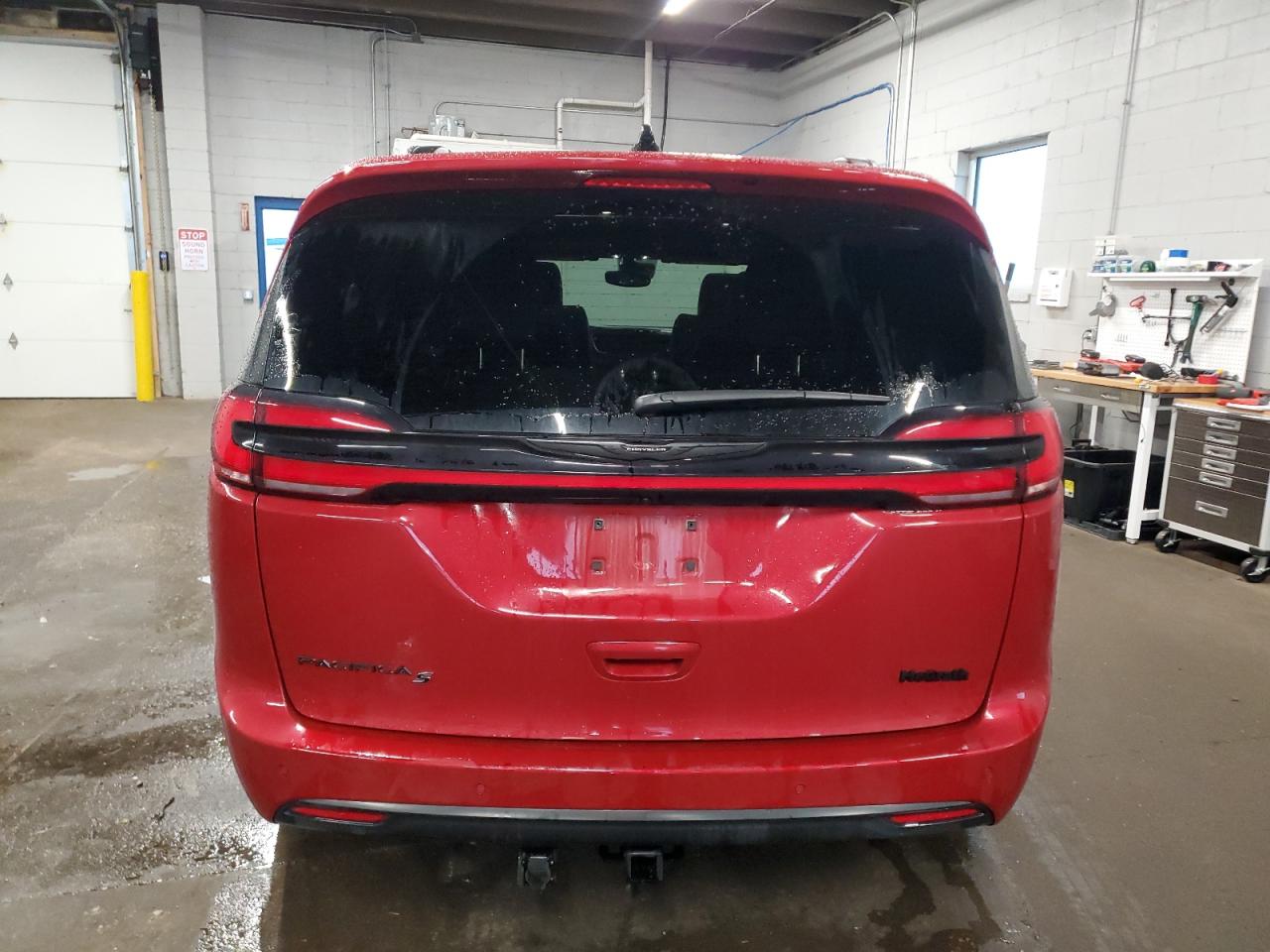 2024 Chrysler Pacifica Touring L VIN: 2C4RC1BG7RR204067 Lot: 64244245