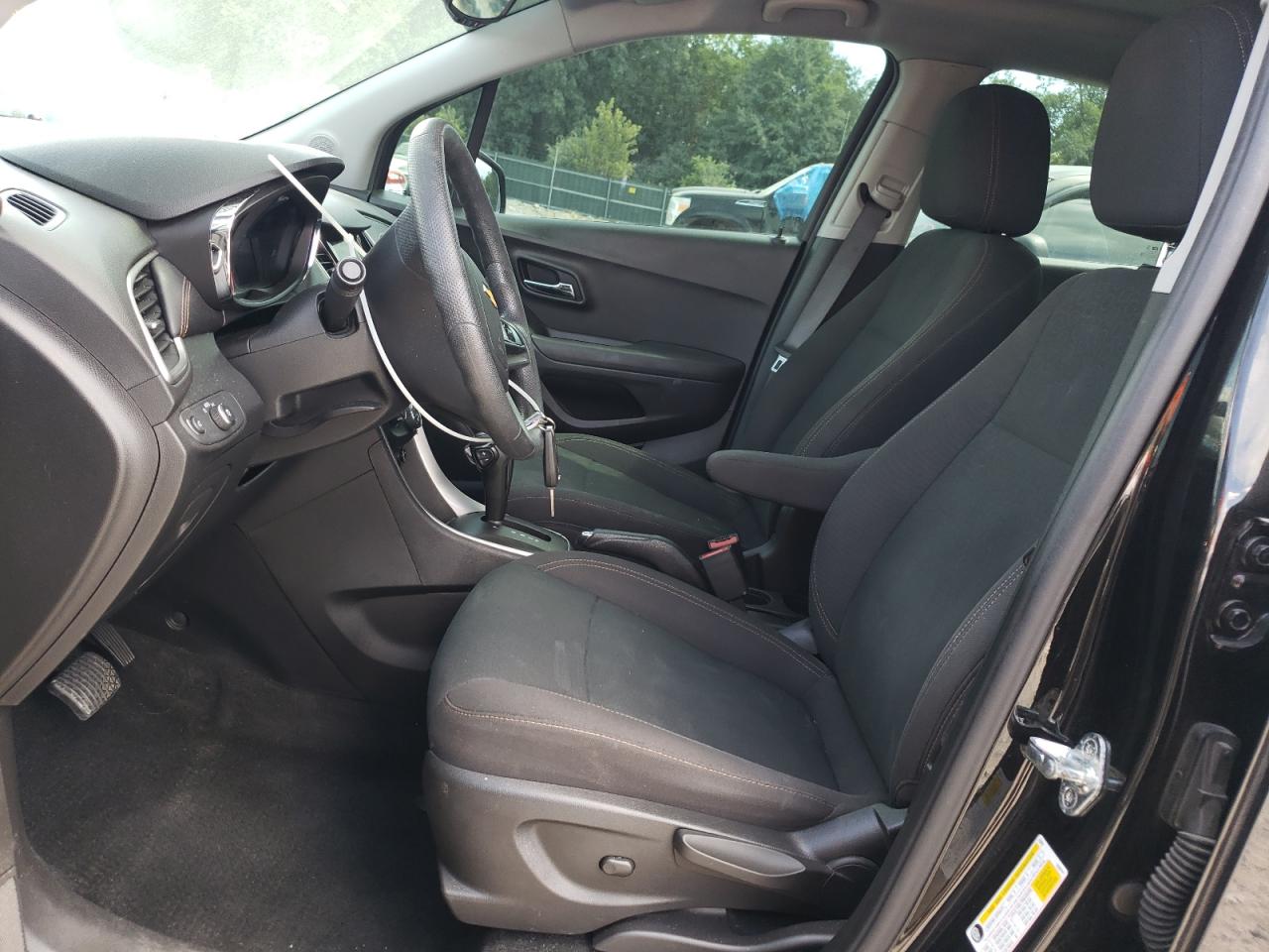 2020 Chevrolet Trax Ls VIN: KL7CJKSB8LB324274 Lot: 65212225