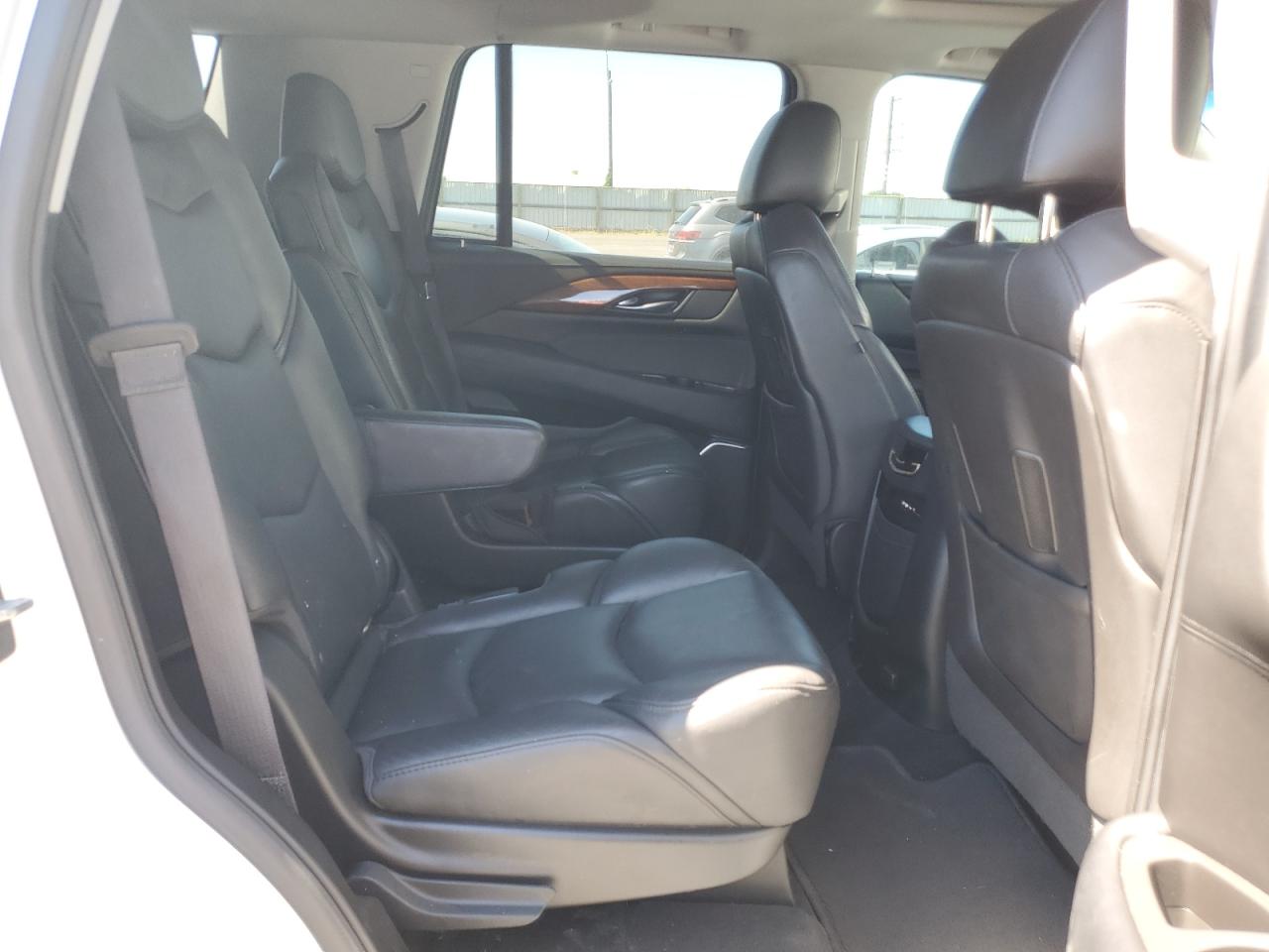 2016 Cadillac Escalade Luxury VIN: 1GYS4BKJ9GR436585 Lot: 64050245