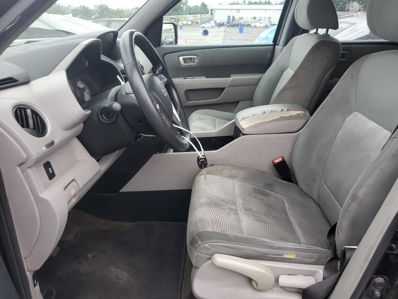 2014 Honda Pilot Lx VIN: 5FNYF4H29EB048328 Lot: 64423345