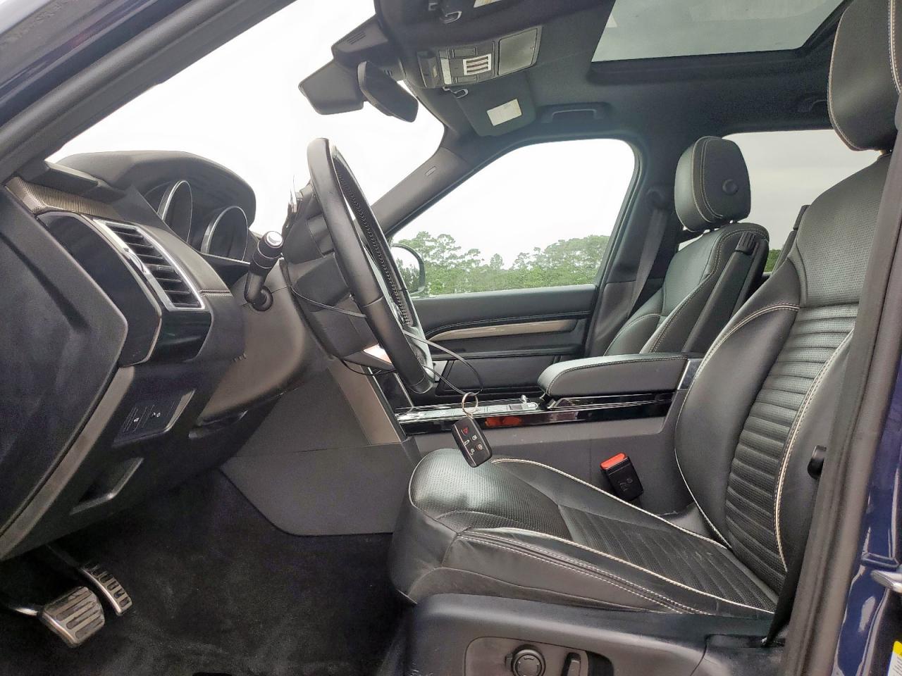 2017 Land Rover Discovery Hse VIN: SALRRBBV2HA033078 Lot: 64560745