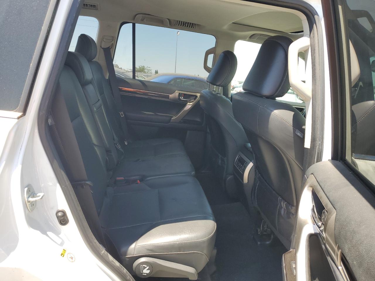 2015 Lexus Gx 460 VIN: JTJBM7FX7F5096776 Lot: 64858305