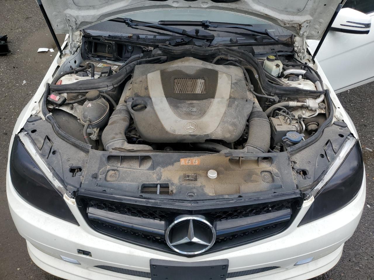 2011 Mercedes-Benz C 300 VIN: WDDGF5EB5BR136844 Lot: 63857685