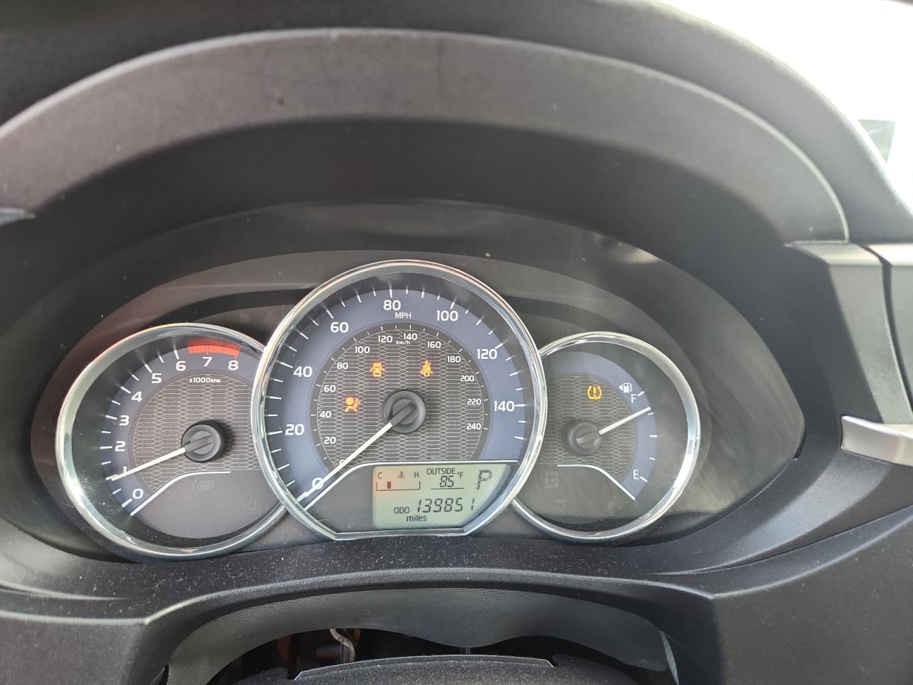 2014 Toyota Corolla L VIN: 2T1BURHEXEC225721 Lot: 65400025