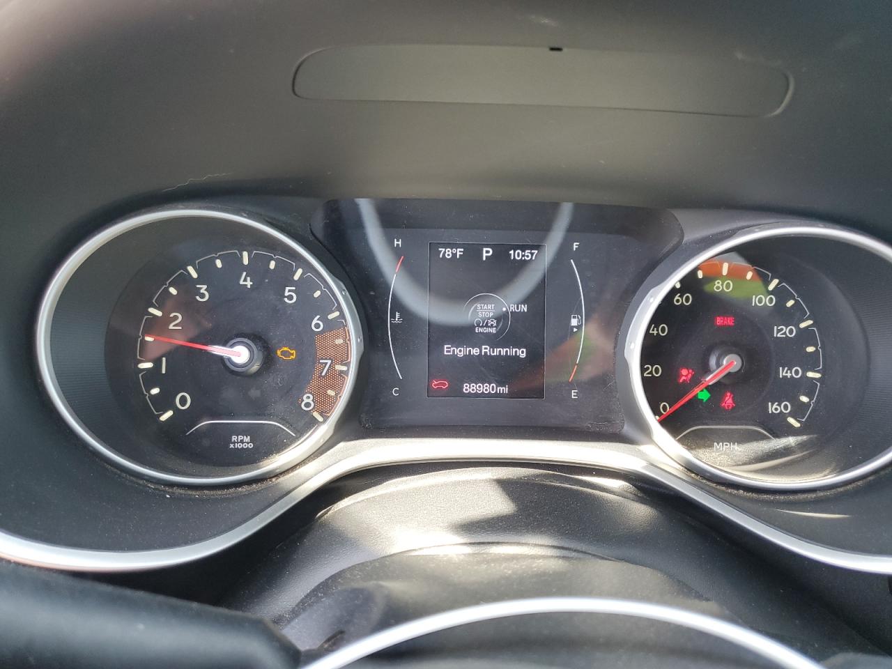 2018 Jeep Compass Latitude VIN: 3C4NJDBB8JT152976 Lot: 62980885