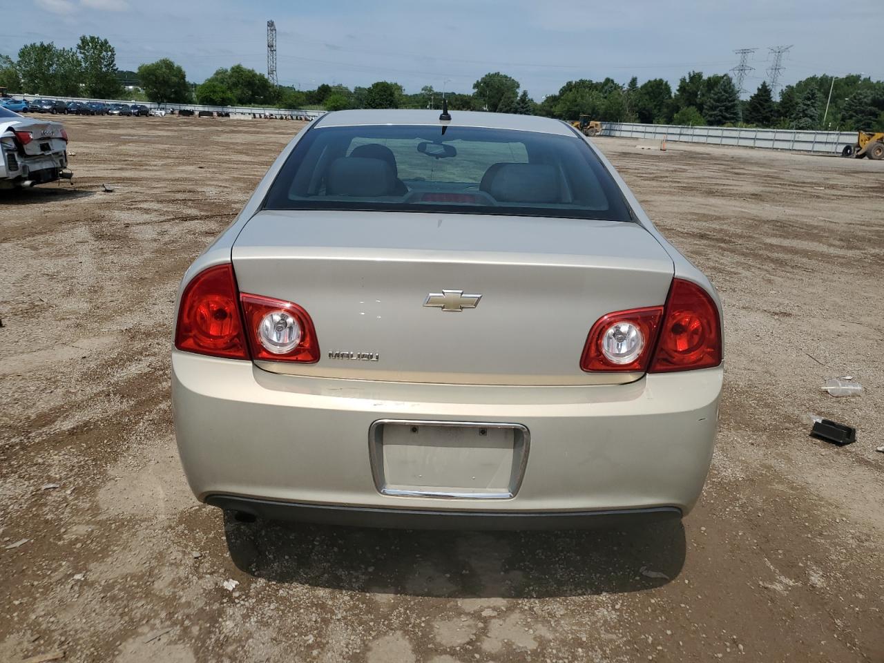 2010 Chevrolet Malibu Ls VIN: 1G1ZB5EB7AF108647 Lot: 64243575