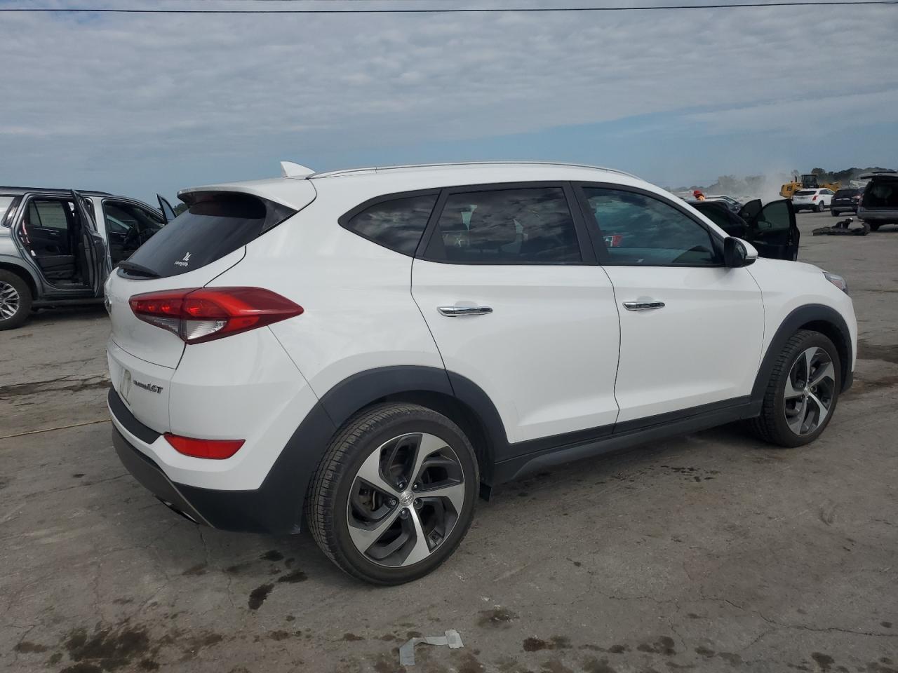 km8j33a20gu157281 KM8J33A20GU157281 2016 Hyundai Tucson Limited
