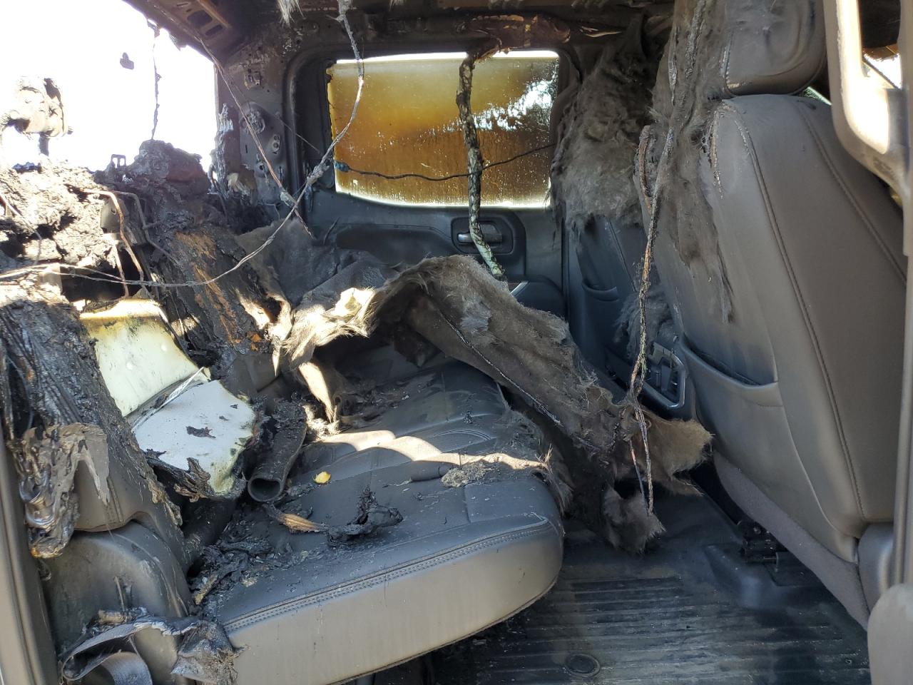 2021 Chevrolet Silverado K1500 High Country VIN: 1GCUYHET4MZ124799 Lot: 64061145