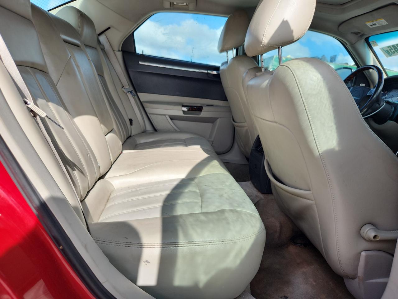 2007 Chrysler 300C VIN: 2C3KA63H67H673721 Lot: 64165845