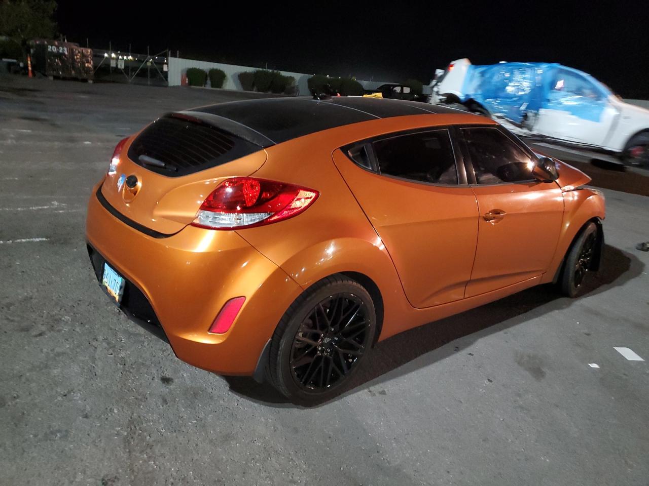 kmhtc6ad8hu312303 KMHTC6AD8HU312303 2017 Hyundai Veloster