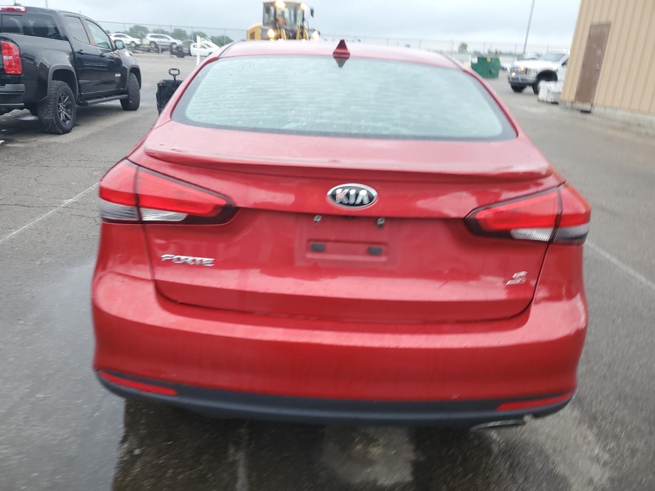 2018 Kia Forte Lx VIN: 3KPFL4A79JE240239 Lot: 64418795