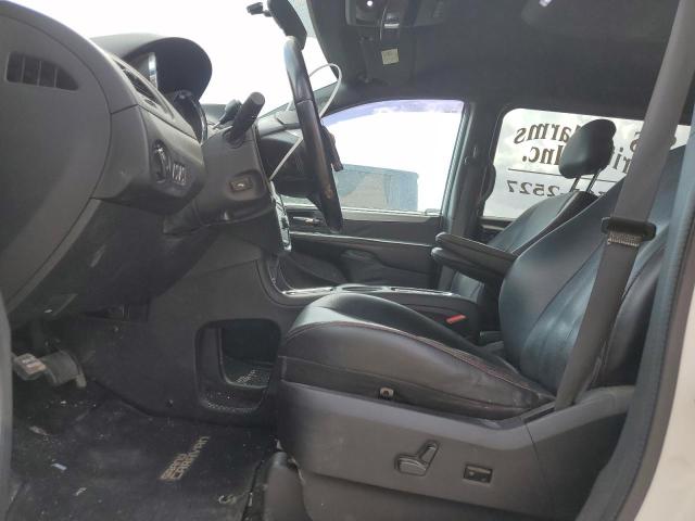 Minivans DODGE CARAVAN 2012 White