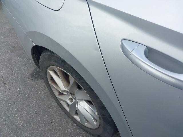 2017 SKODA SUPERB SE