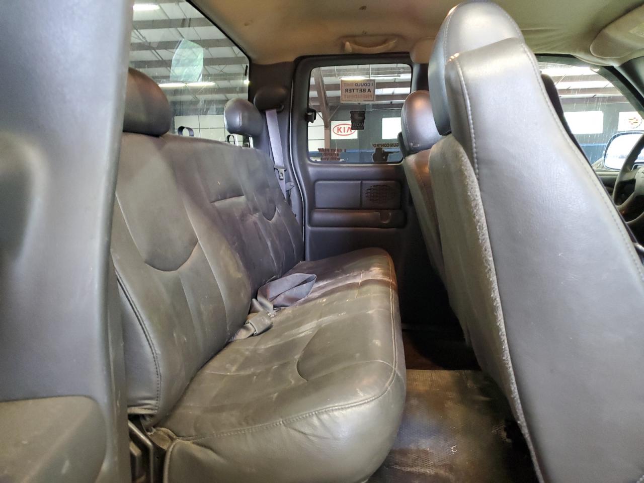 2004 Chevrolet Silverado K2500 Heavy Duty VIN: 1GCHK29U04E395028 Lot: 65429455