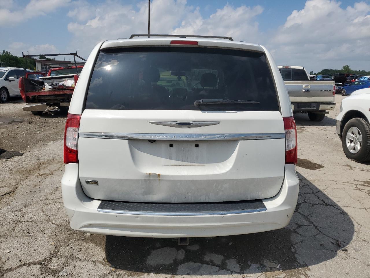 2014 Chrysler Town & Country Touring VIN: 2C4RC1BGXER294826 Lot: 64919715