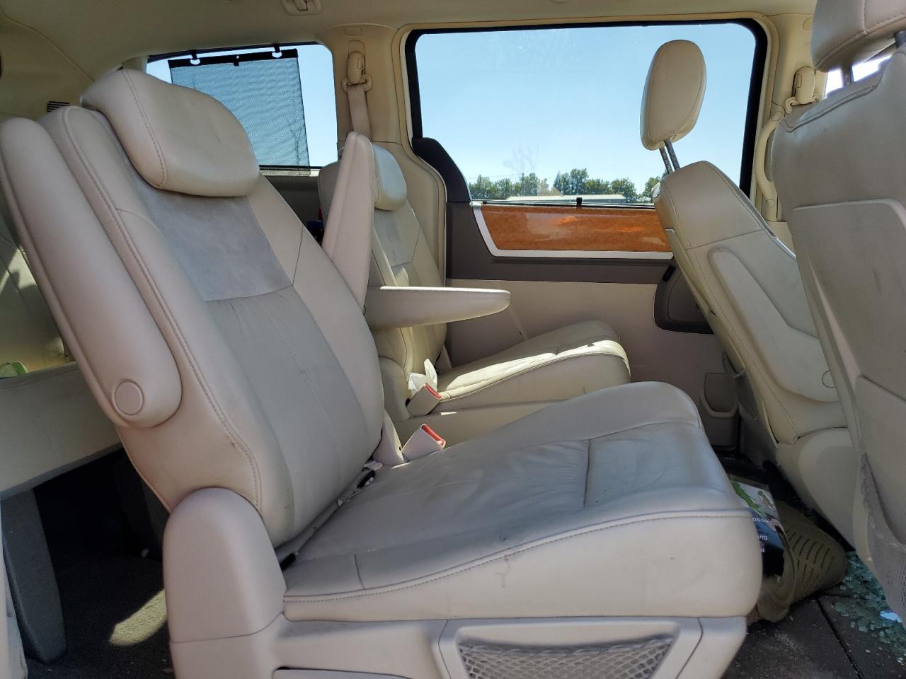 2008 Chrysler Town & Country Limited VIN: 2A8HR64X88R713032 Lot: 64977425