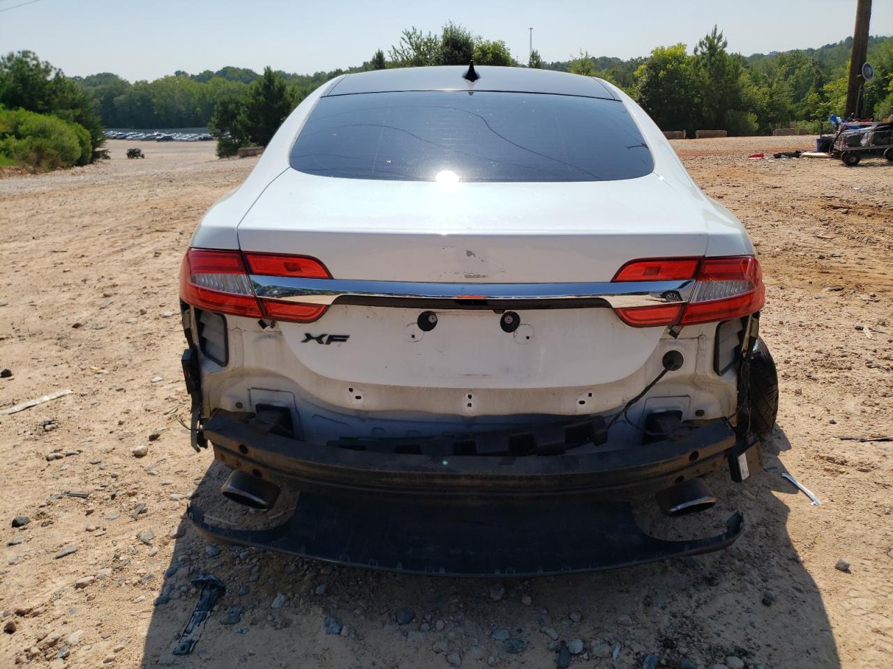 2015 Jaguar Xf 2.0T Premium VIN: SAJWA0FS3FPU76910 Lot: 63750105