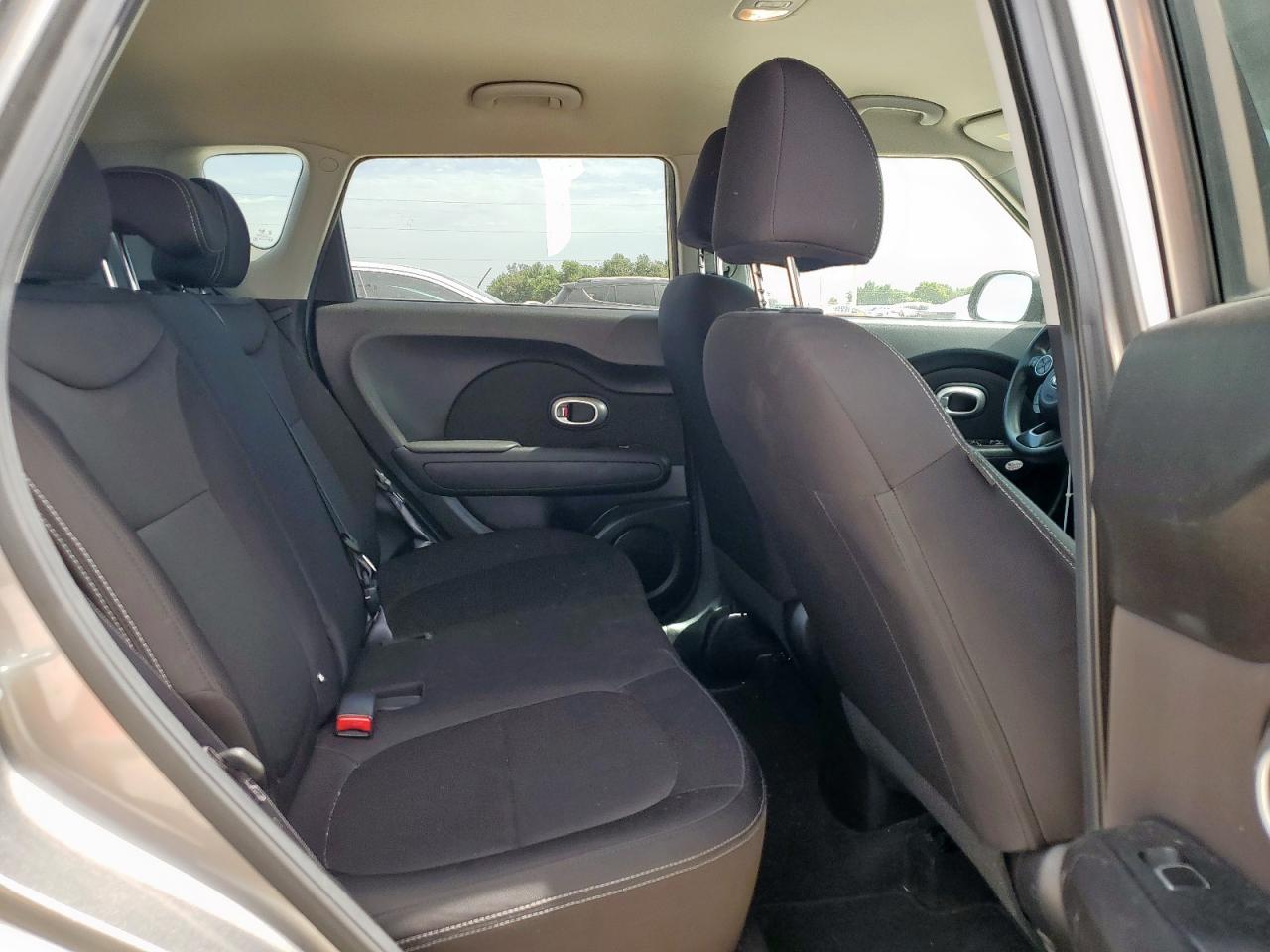 2018 Kia Soul VIN: KNDJN2A25J7568920 Lot: 64692545