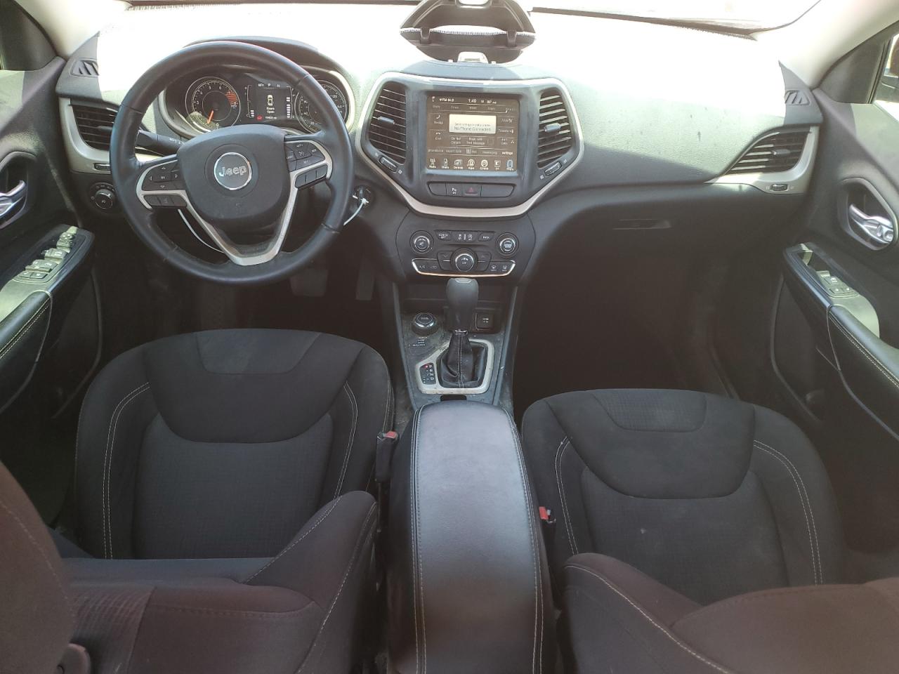 2016 Jeep Cherokee Latitude VIN: 1C4PJMCS0GW251673 Lot: 64549385