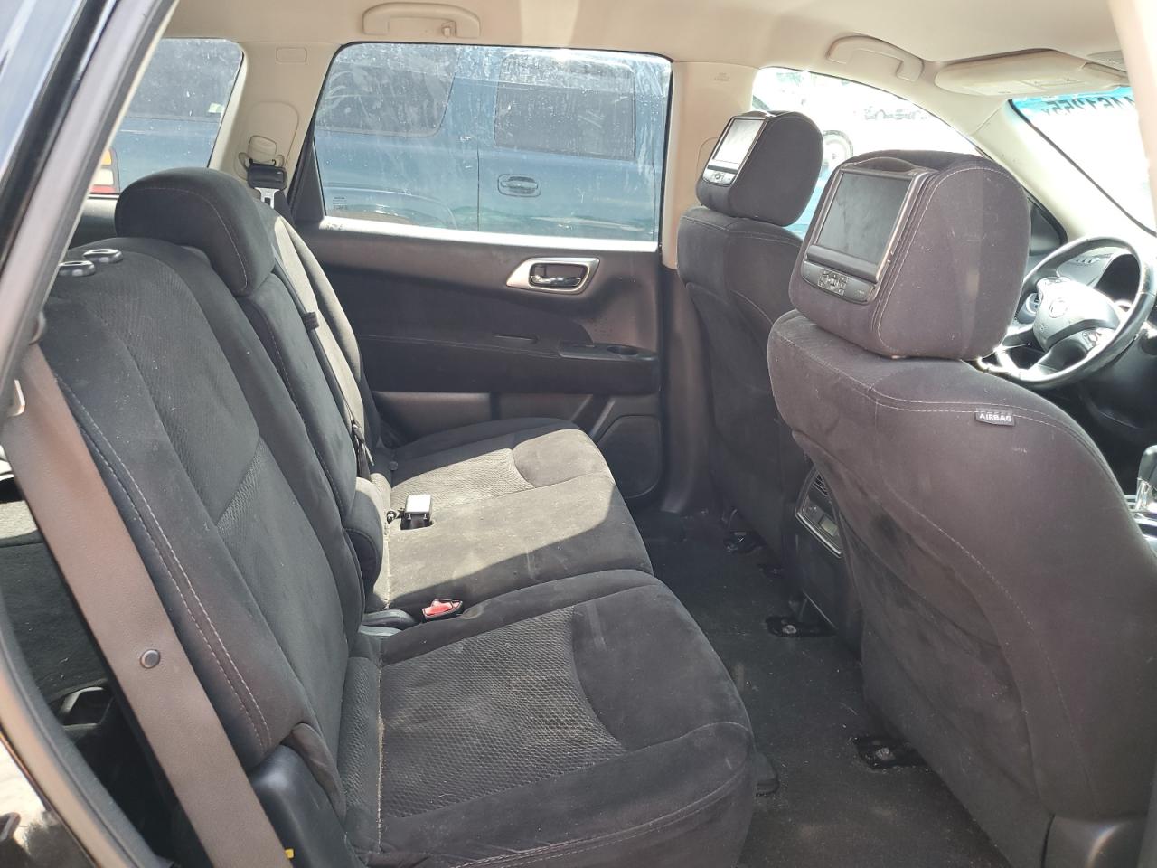2016 Nissan Pathfinder S VIN: 5N1AR2MM1GC624770 Lot: 64461255