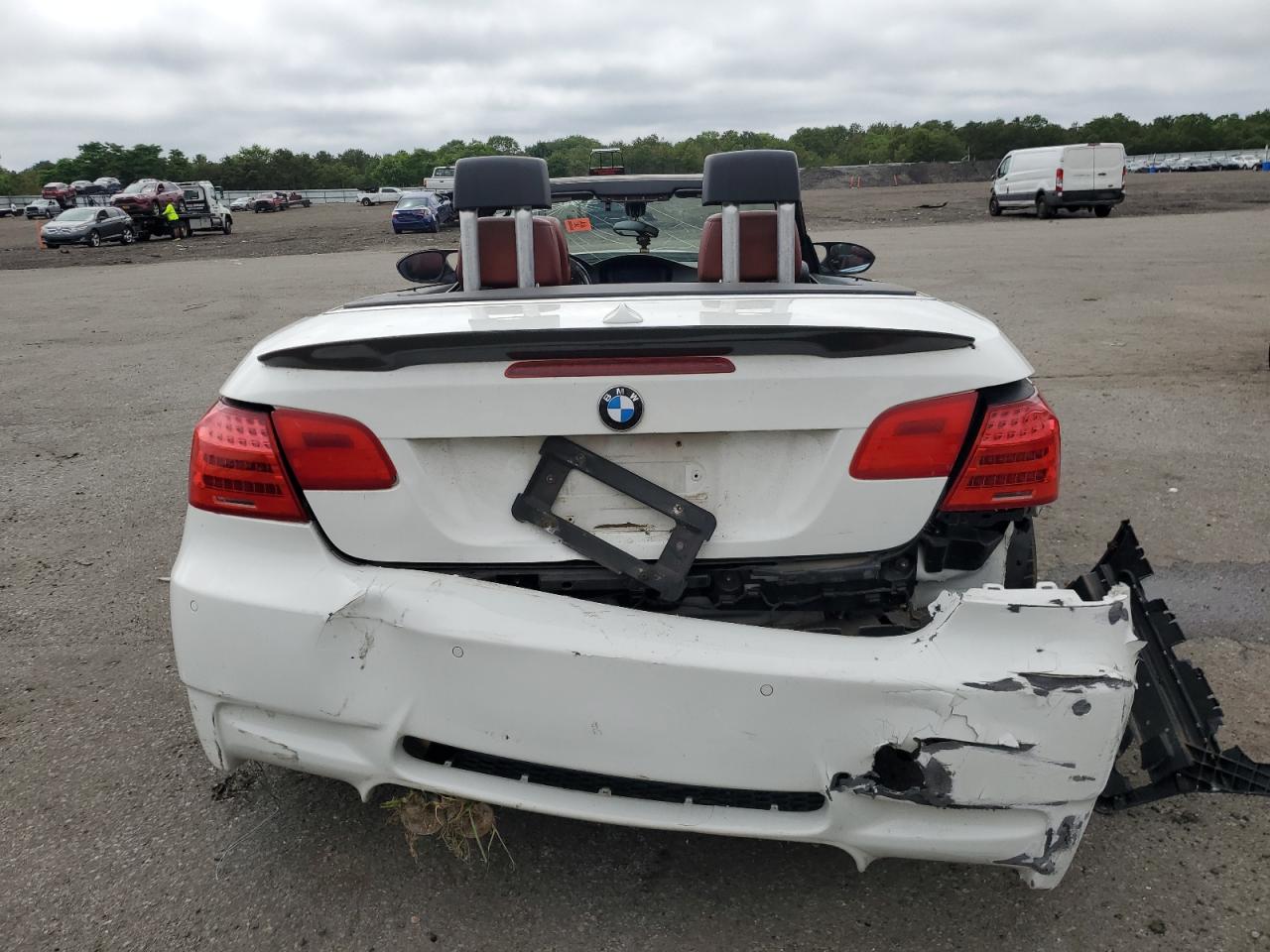 2011 BMW M3 VIN: WBSDX9C54BE585219 Lot: 64524375