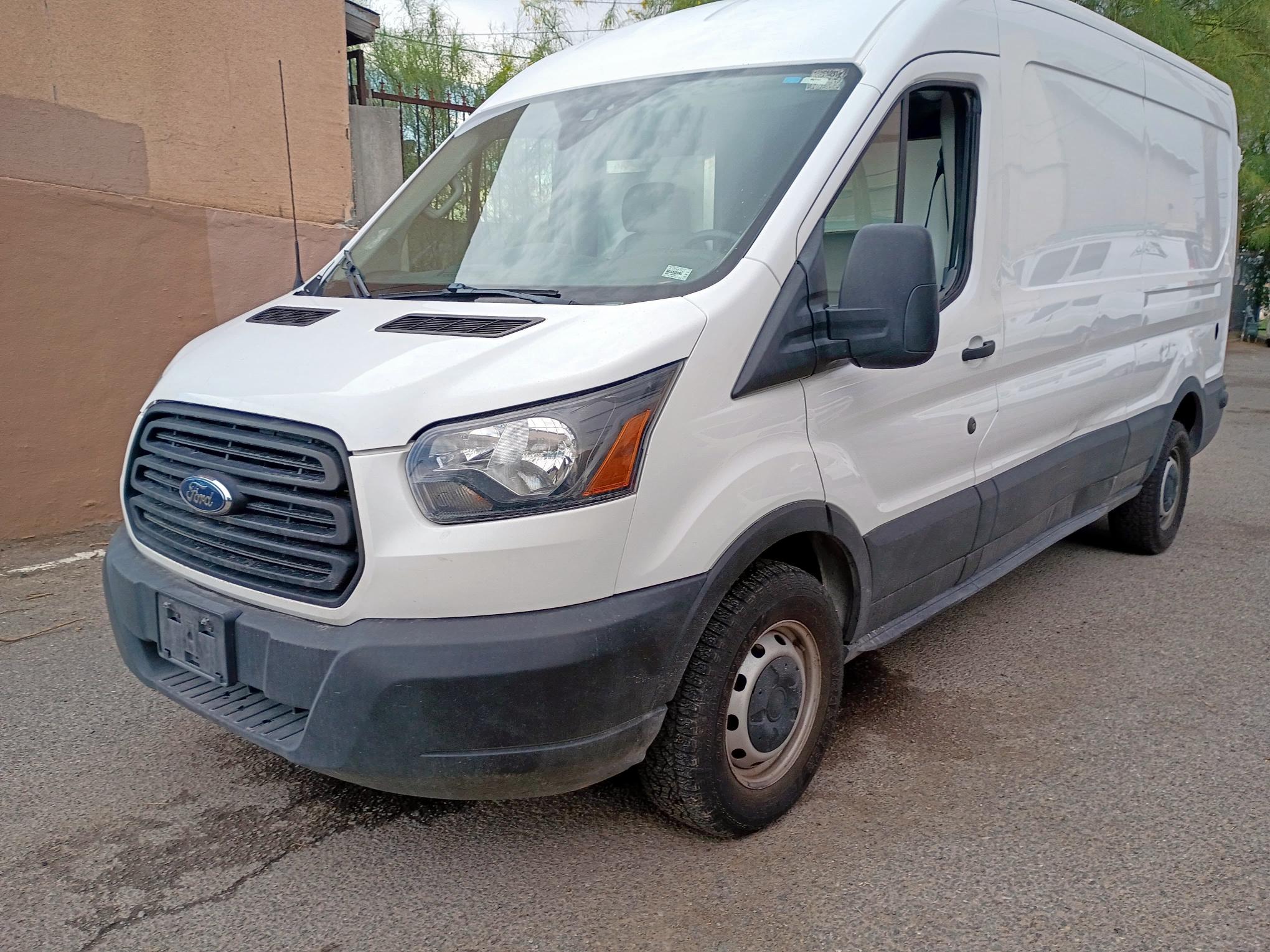  FORD TRANSIT 2019 Biały