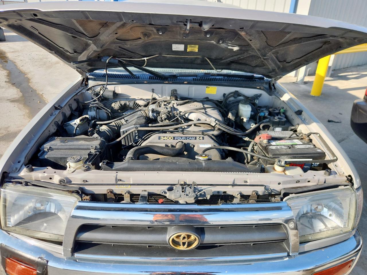 1999 Toyota 4Runner Sr5 VIN: JT3GN86R8X0102889 Lot: 63686055