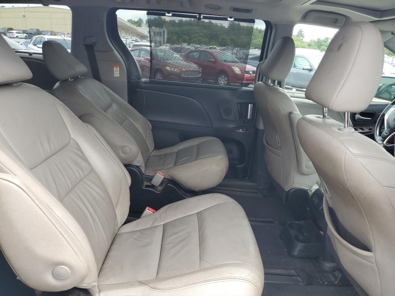 2018 Toyota Sienna Xle VIN: 5TDDZ3DC2JS192436 Lot: 62954895