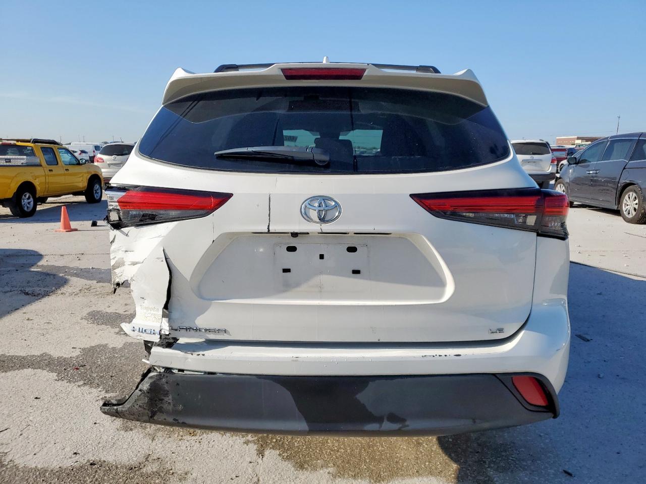2020 Toyota Highlander L VIN: 5TDZZRAH3LS017057 Lot: 66273115