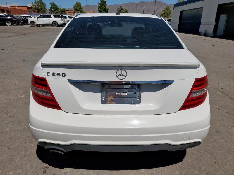 Sedans MERCEDES-BENZ C-CLASS 2013 Biały