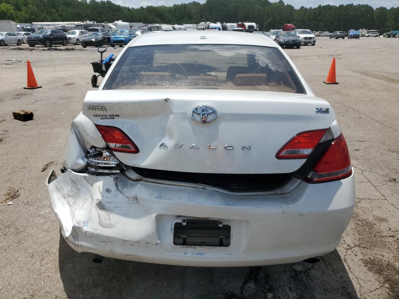 2010 Toyota Avalon Xl VIN: 4T1BK3DB6AU362792 Lot: 62132375