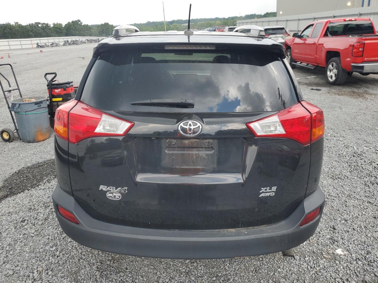 2015 Toyota Rav4 Xle VIN: 2T3RFREV1FW286962 Lot: 64753745