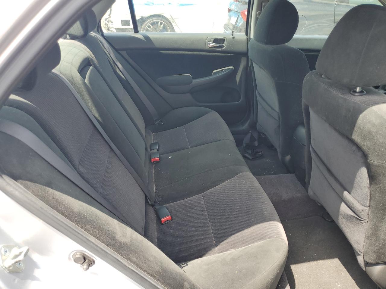 2005 Honda Accord Lx VIN: 1HGCM56415A121597 Lot: 62141295