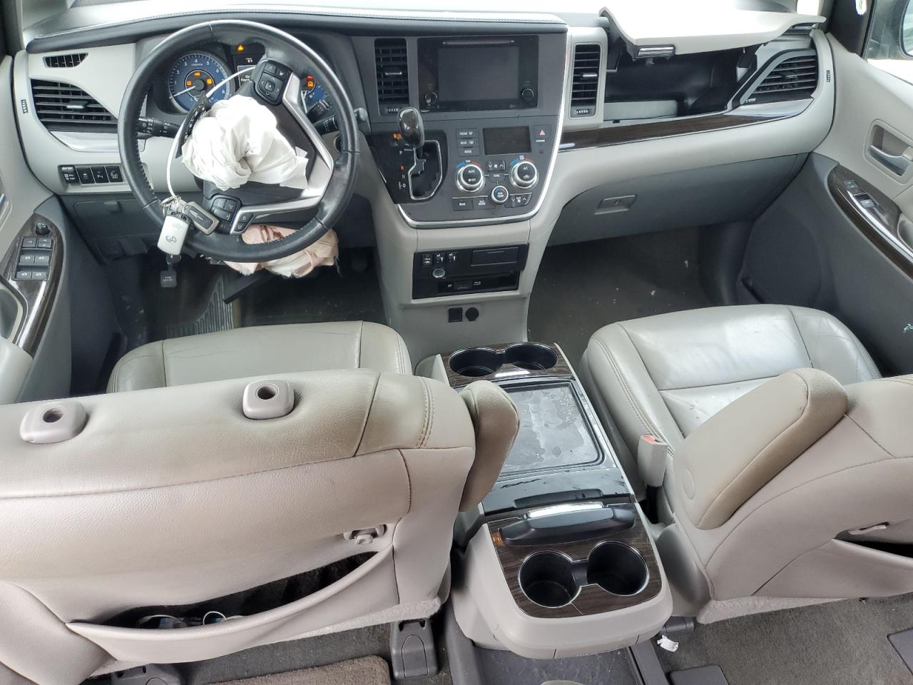2015 Toyota Sienna Xle VIN: 5TDYK3DC9FS659560 Lot: 64736465