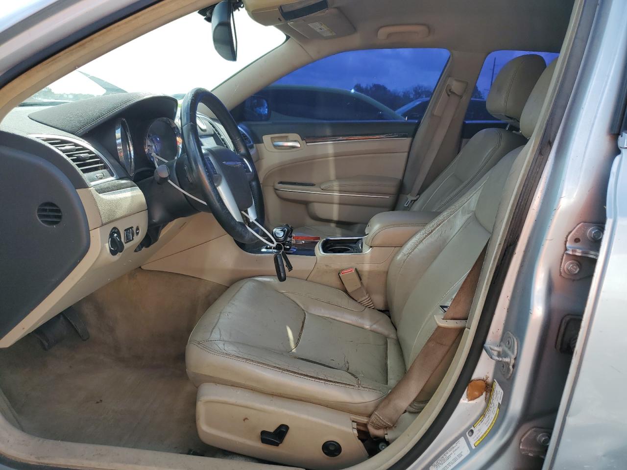 2013 Chrysler 300 VIN: 2C3CCAAG2DH632526 Lot: 66005355