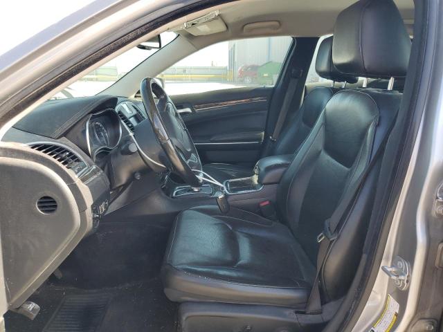  CHRYSLER 300 2018 Srebrny