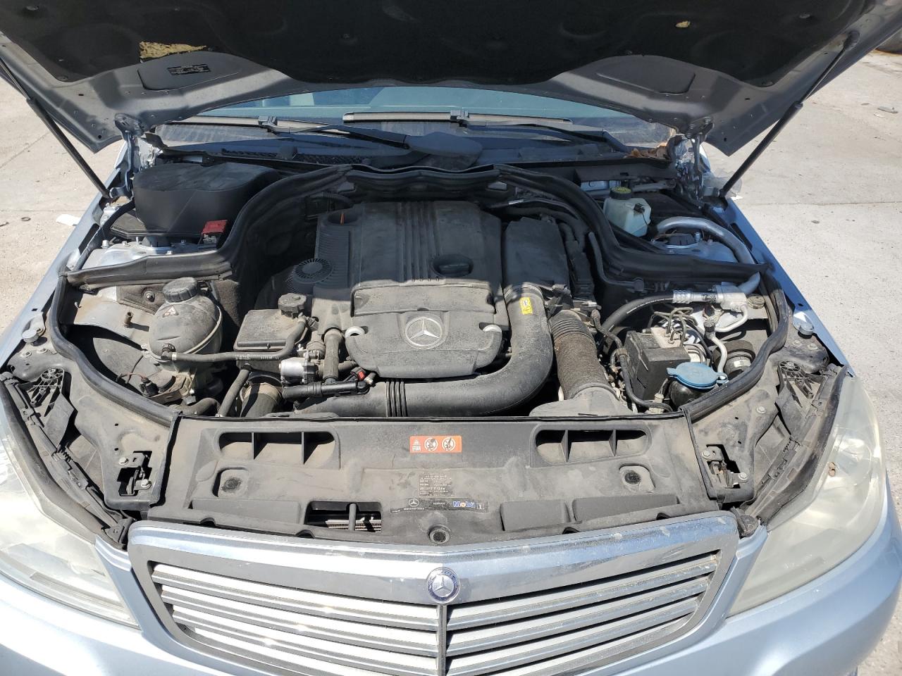 2013 Mercedes-Benz C 250 VIN: WDDGF4HB0DR242515 Lot: 64631035