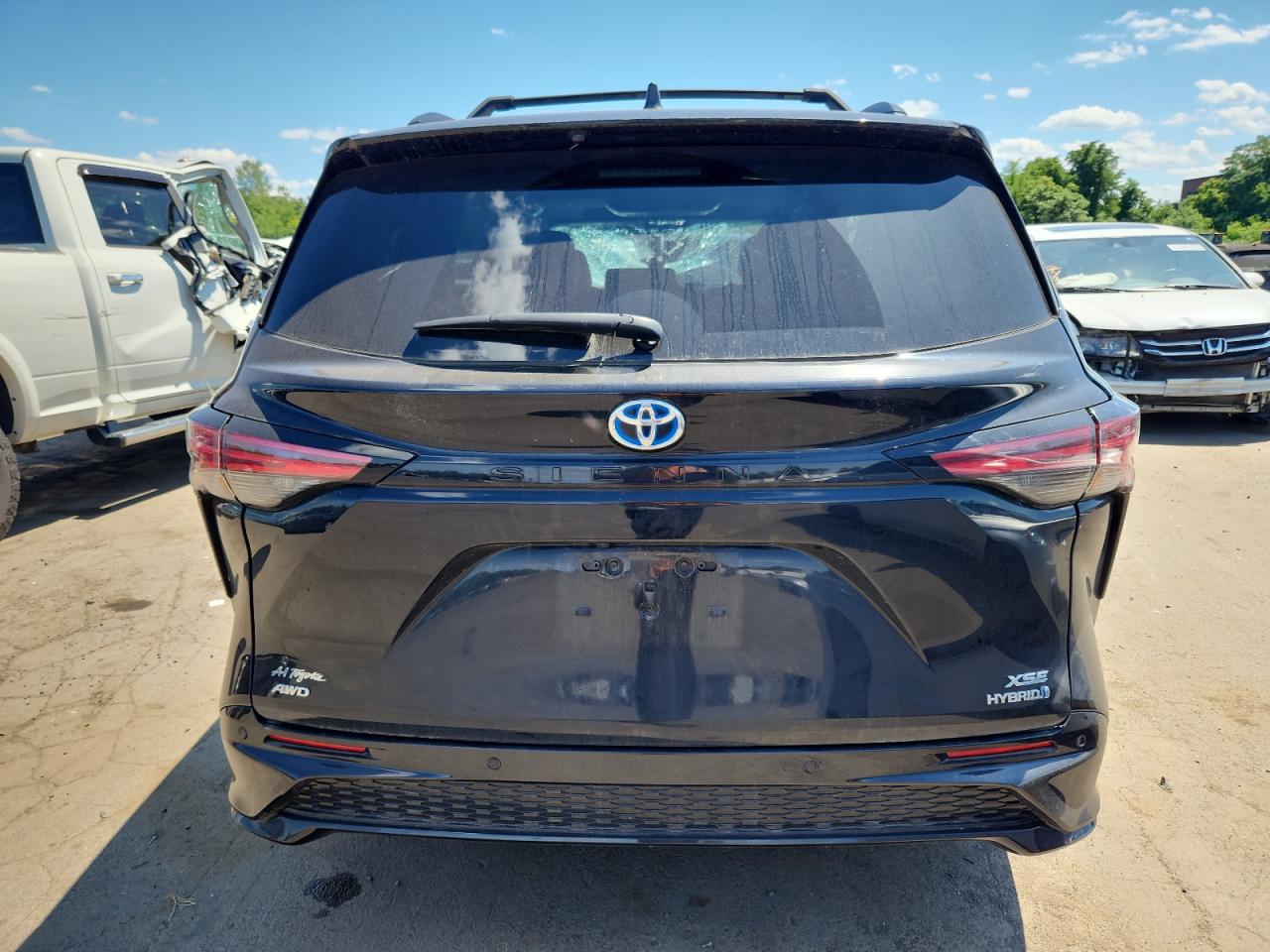 2022 Toyota Sienna Xse VIN: 5TDDSKFC9NS073252 Lot: 64831905