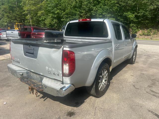 Pickups NISSAN FRONTIER 2013 Szary