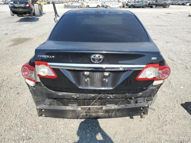  TOYOTA COROLLA 2013 Czarny