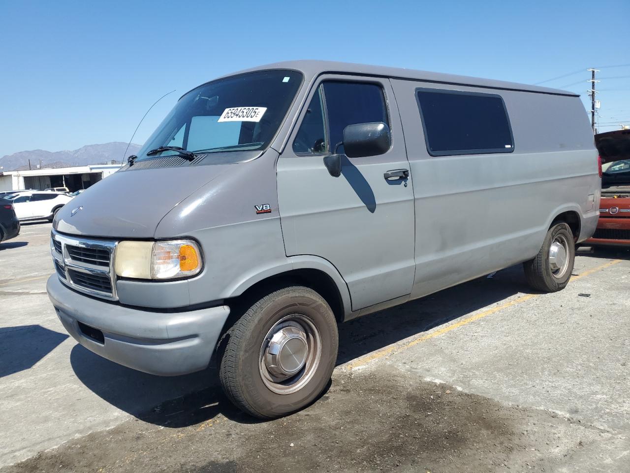 2B7HB21YXSK545511 DODGE B SERIES Photo 1