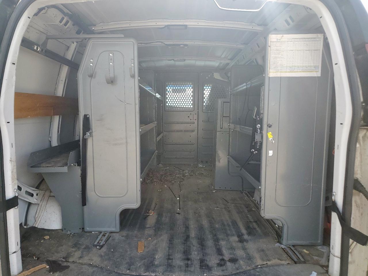 2016 Chevrolet Express G2500 VIN: 1GCWGAFF9G1146358 Lot: 62466995