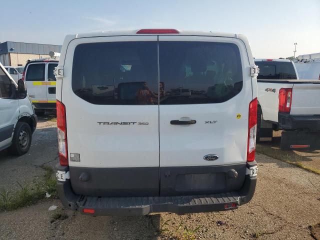 Minivans FORD TRANSIT 2017 White