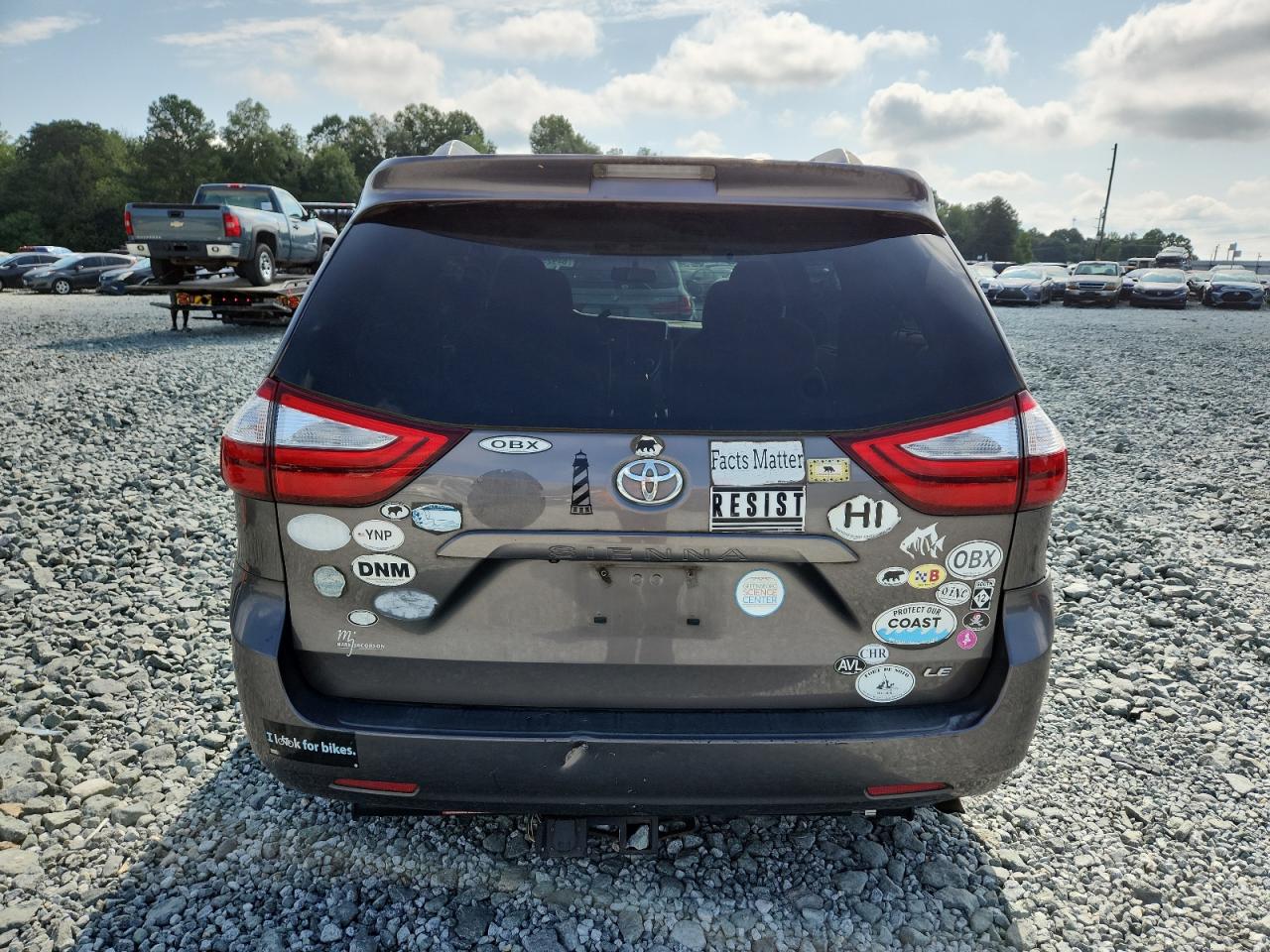 2015 Toyota Sienna Le VIN: 5TDKK3DC4FS547755 Lot: 64925695