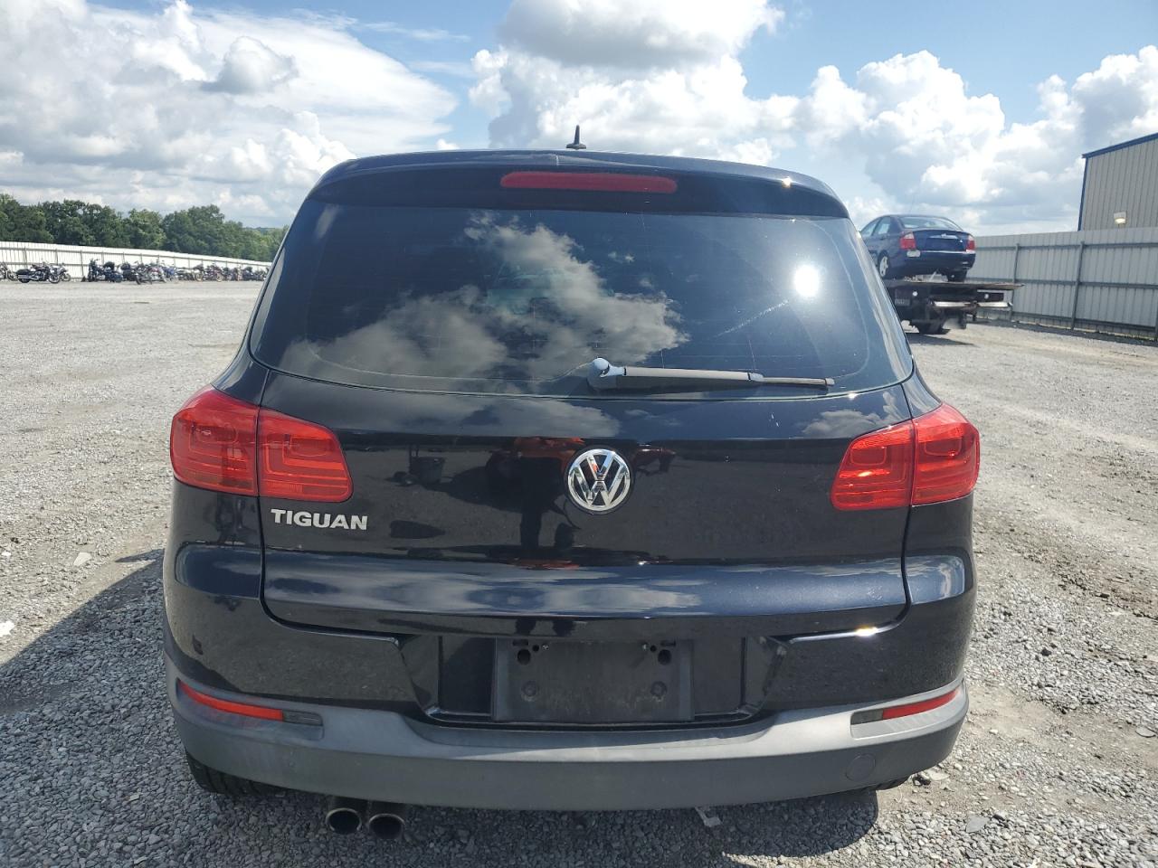 2012 Volkswagen Tiguan S VIN: WVGAV7AX4CW607008 Lot: 65028195