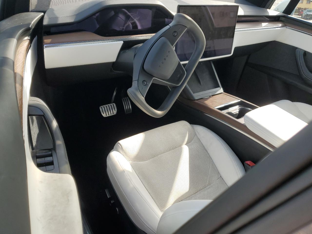 2022 Tesla Model X VIN: 7SAXCBE58NF340465 Lot: 62989015