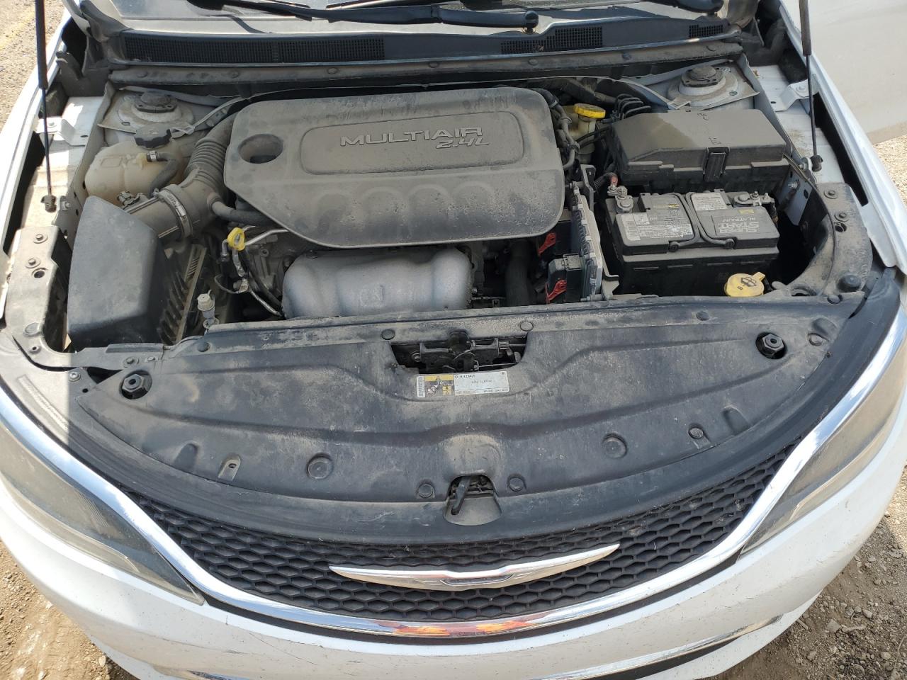 2015 Chrysler 200 Limited VIN: 1C3CCCAB4FN606911 Lot: 64606835